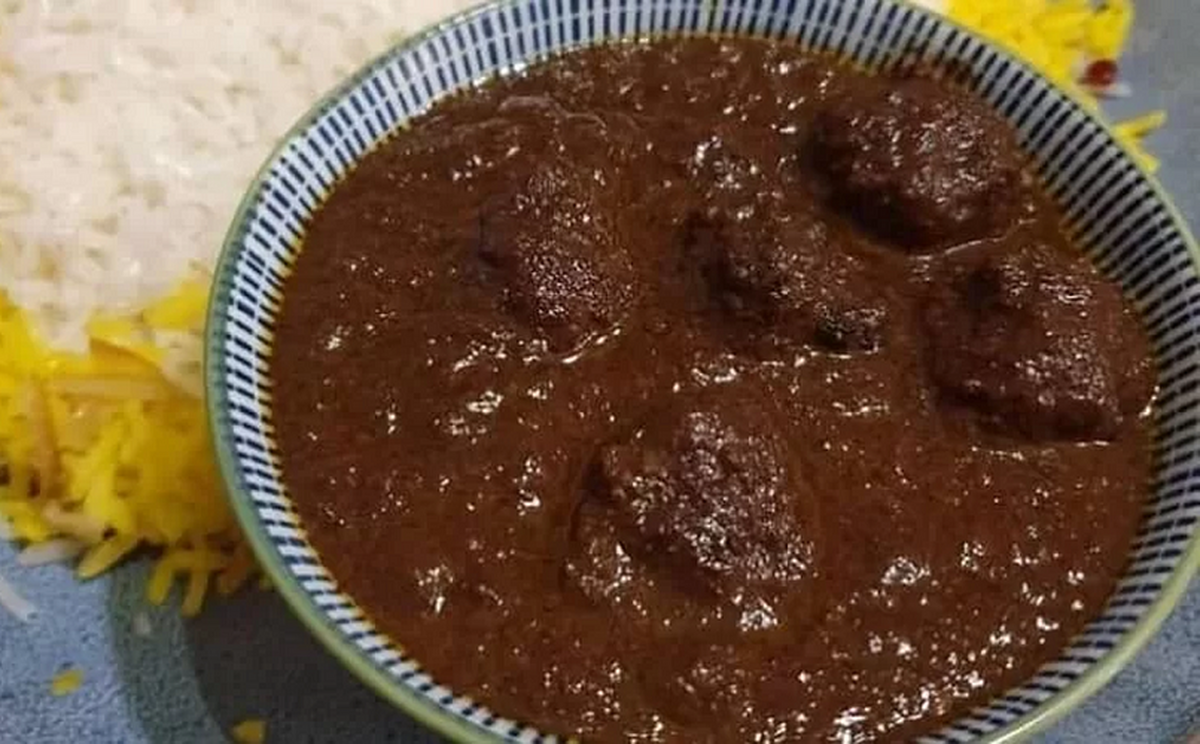 طرز تهیه فسنجون یزدی (متنجینه) به روش اصیل و سنتی با طعم لذیذ