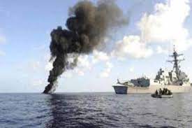 یمنی‌ها دست‌بردار نیستند انهدام دو کشتی آمریکایی و انگلیسی در خلیج عدن