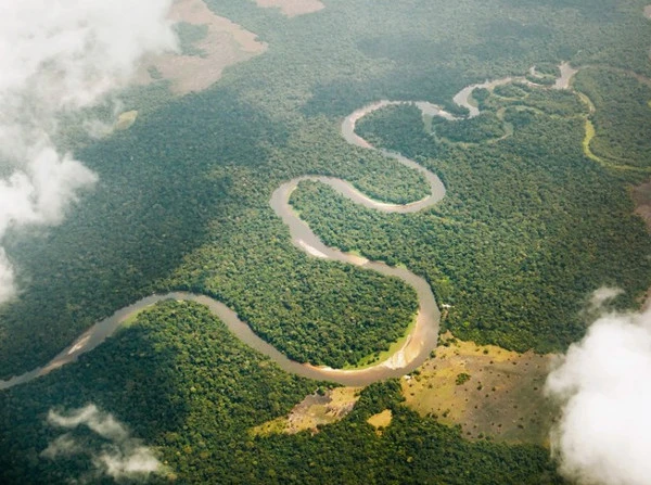 عمیق ترین رودخانه جهان + تصاویر