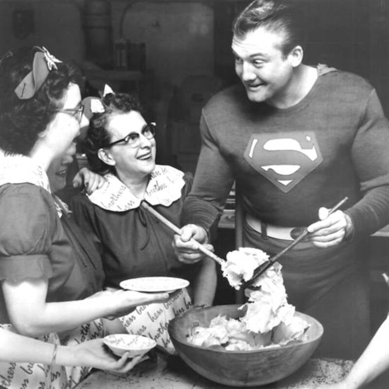 مرگ جورج ریوز، "سوپرمن اصلی" که برخی معتقدند کشته شده است
