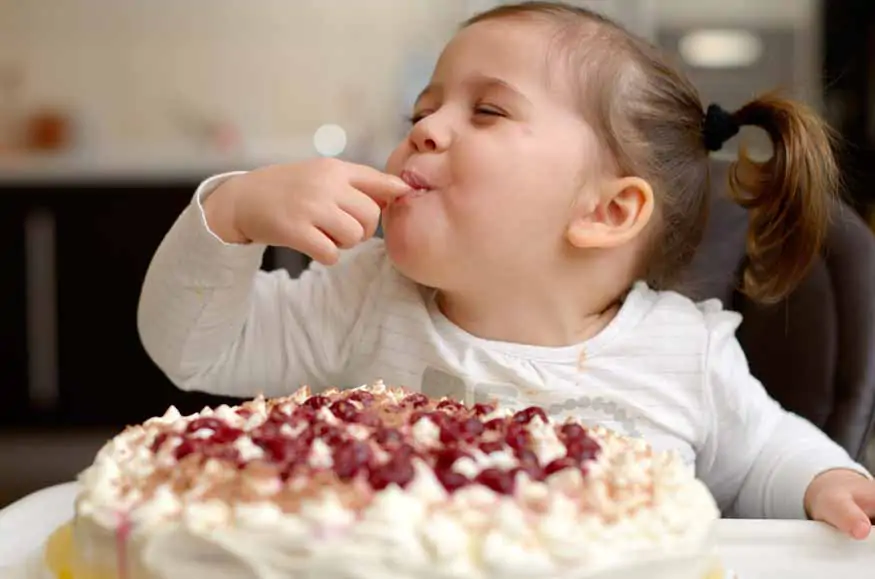 درک اثرات شکر بر کودکان