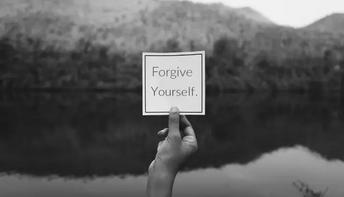 چگونه میتوانیم خود را ببخشیم ؟