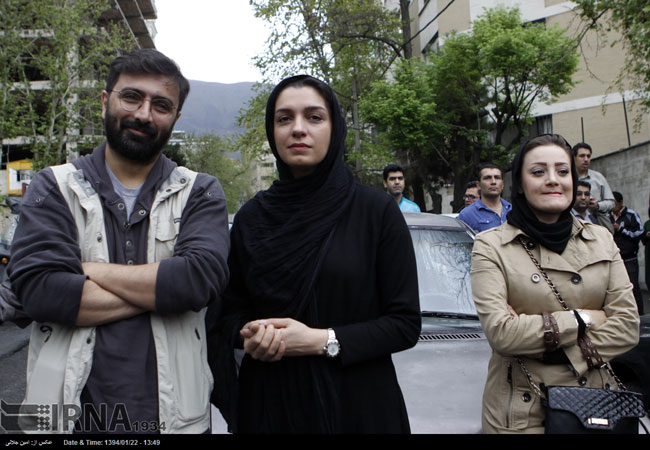 زوج هنرمند در تجمع علیه عربستان در تهران