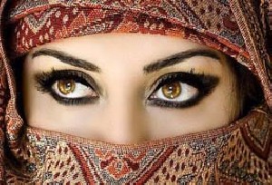 تدبیر عجیب عربستان برای خانم هایی با چشمان زیبا!