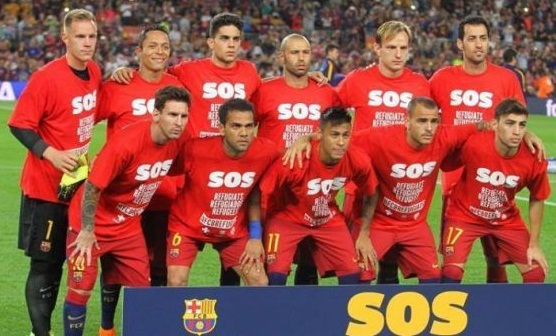 عکس روز: پیراهن بازیکنان بارسلونا در حمایت از پناهندگان