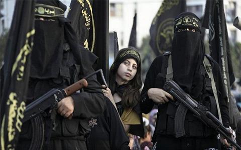 دختر 18 ساله سوری از جنایات اخلاقی داعش می گوید +فیلم