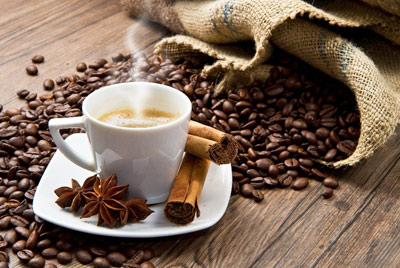 دم کردن قهوه حرفه ای برای عصرهای پاییزی